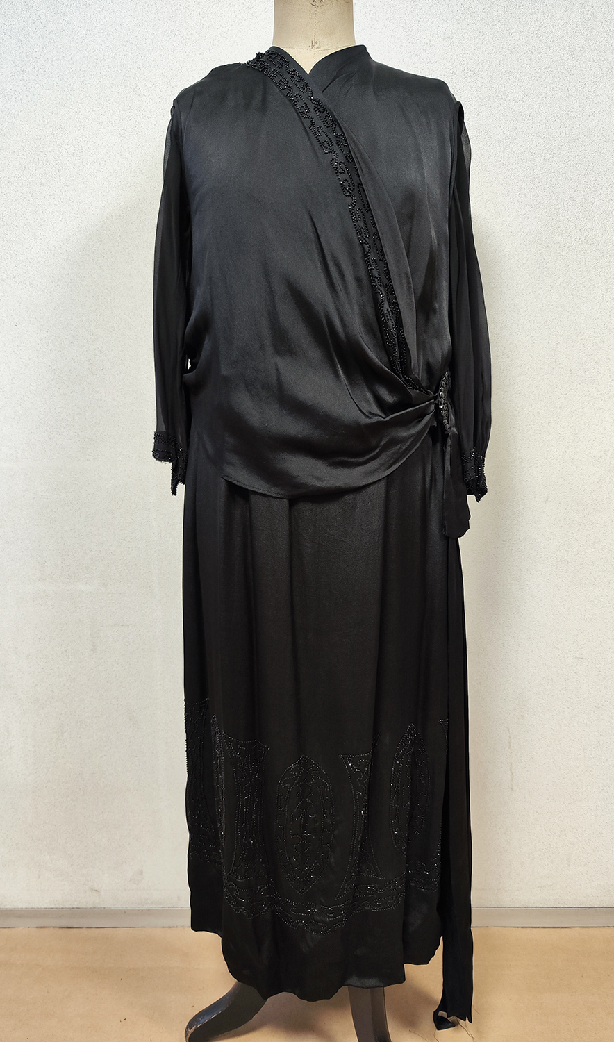1920F – Robe – 711