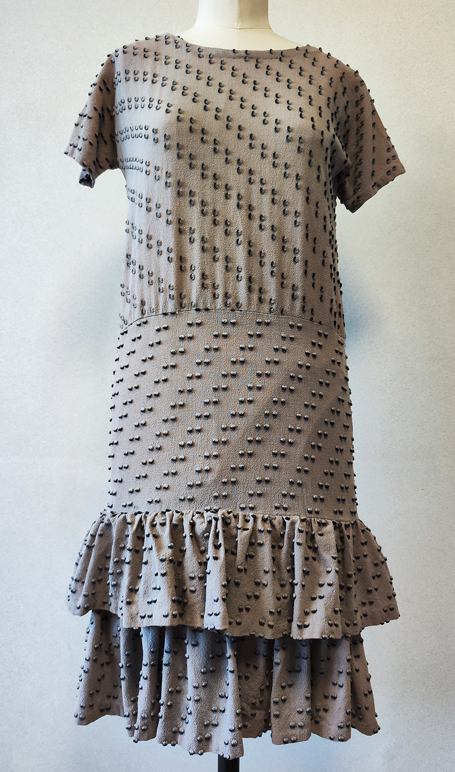 1920F – Robe – 784