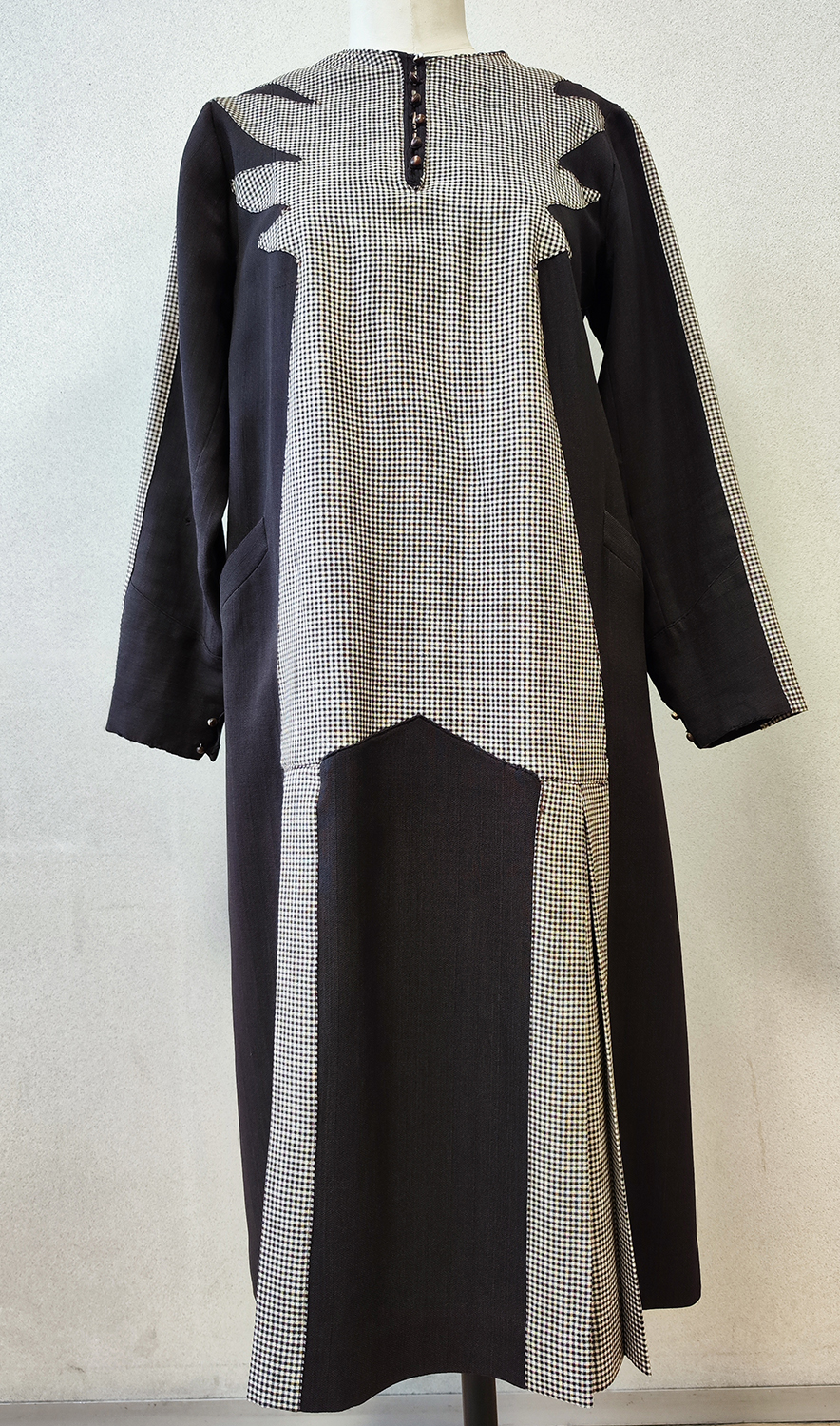 1920F – Robe – 805