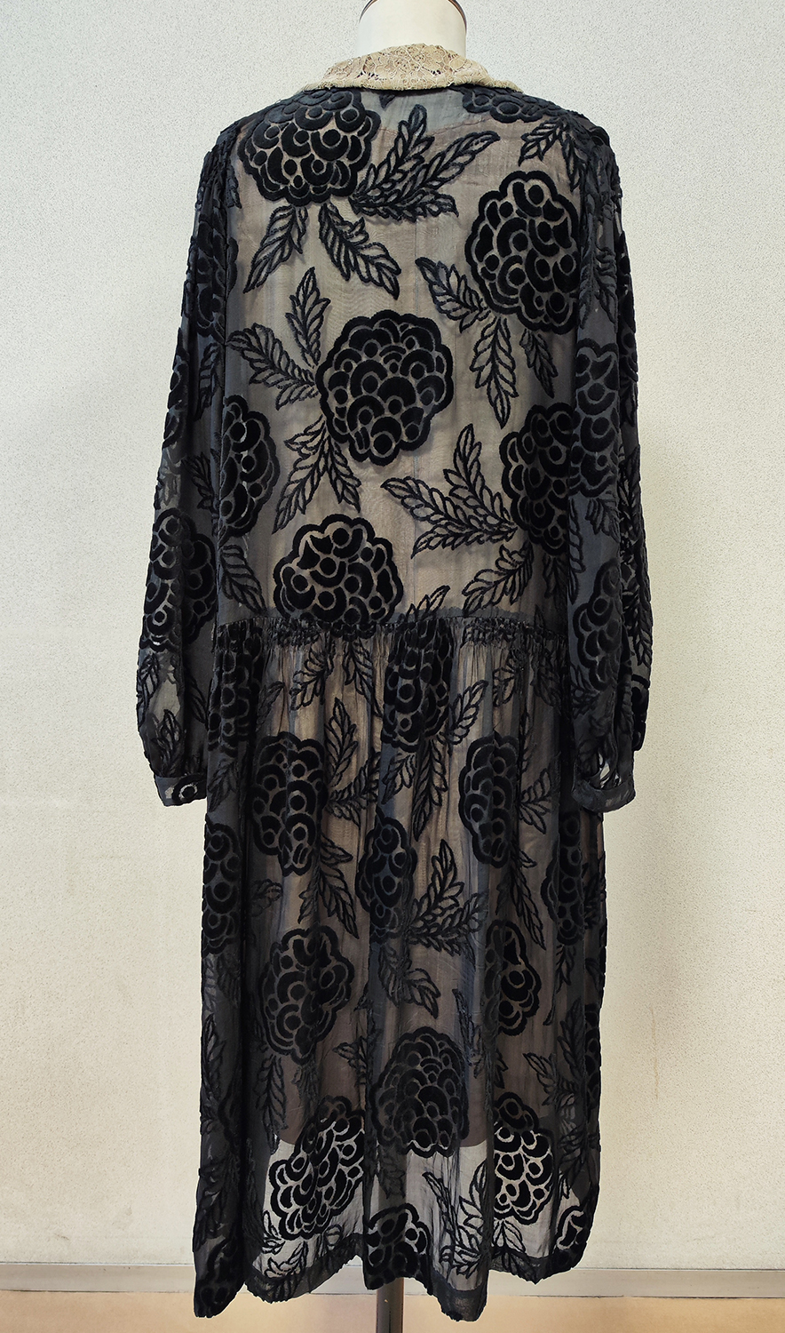 1920F – Robe – 861 (2)