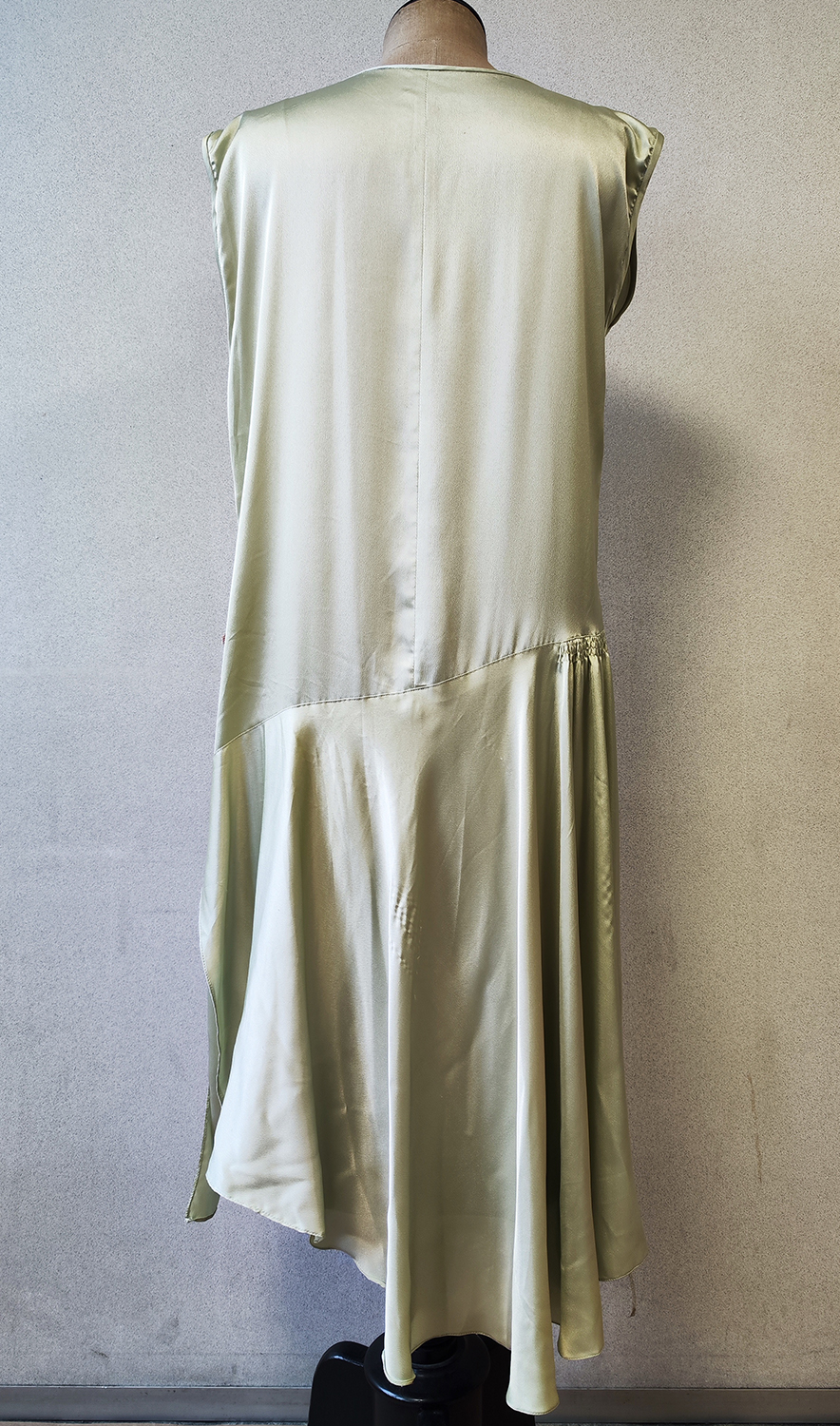 1920F – Robe – 889 (2)