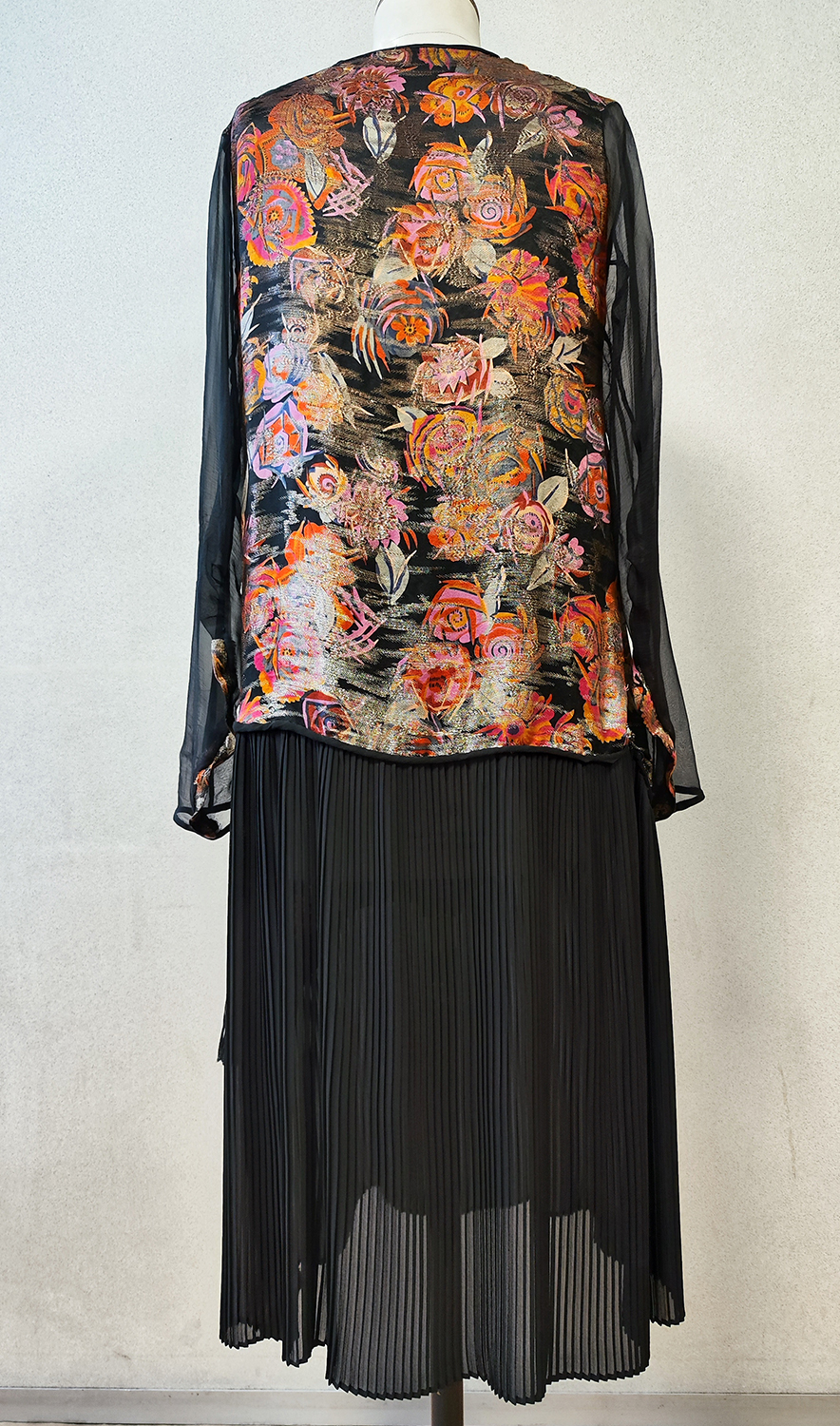 1920F – Robe – 907 (2)