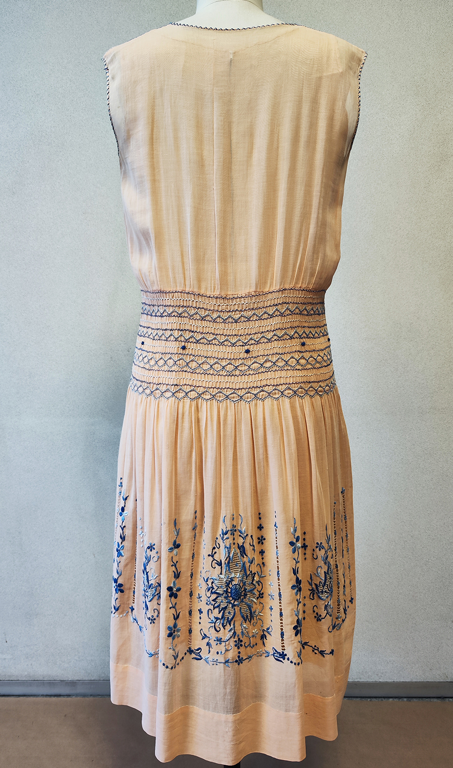 1920F – Robe – 931 (2)