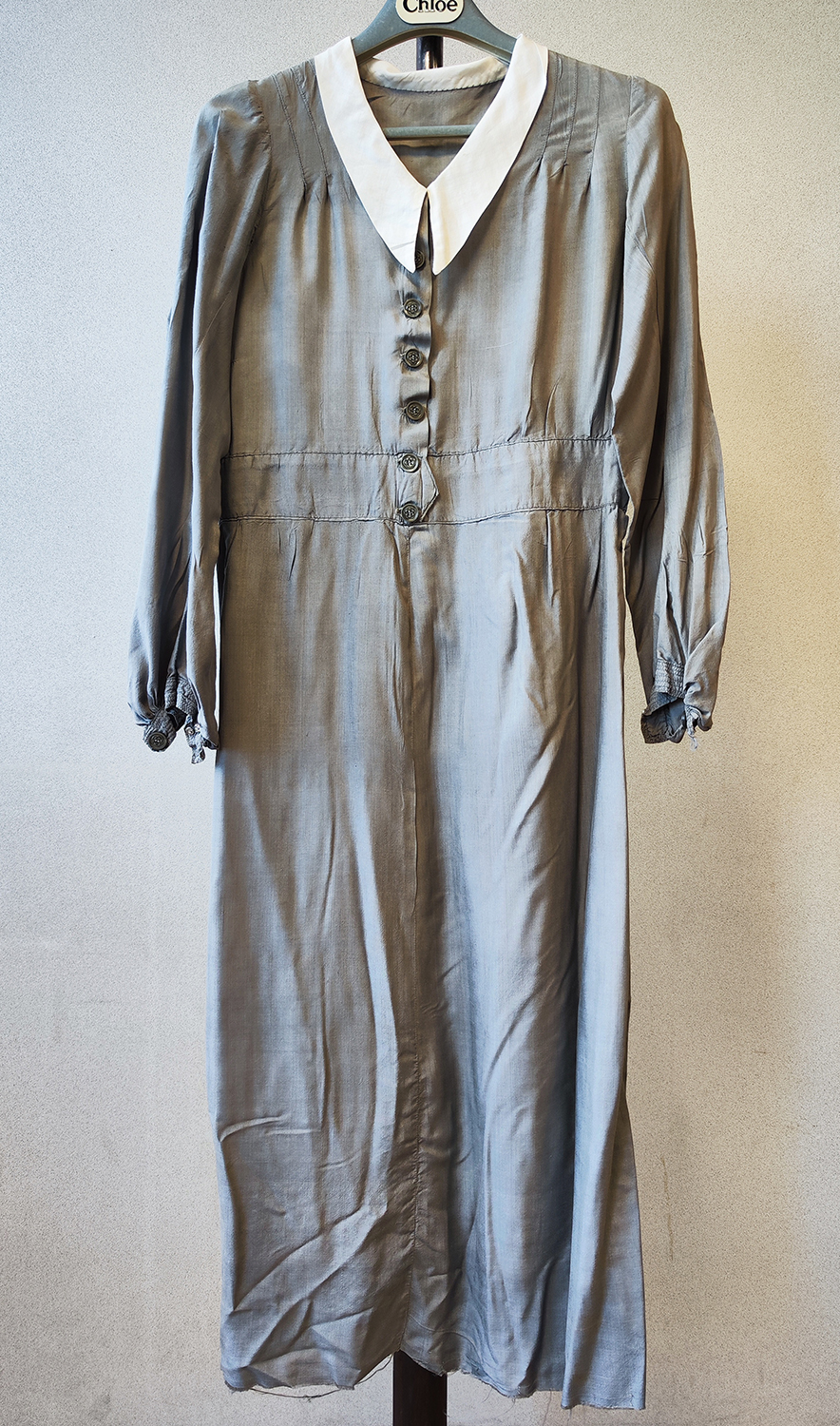 1920F – Robe (petite taille) – 01