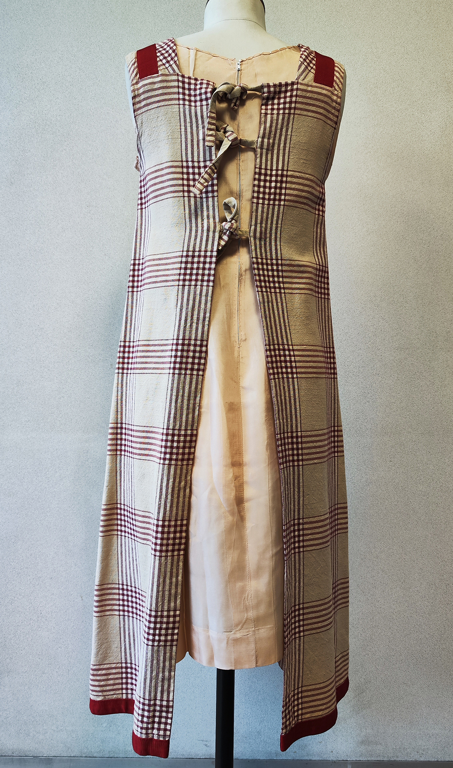 1920F – Robe tablier – 01 (2)